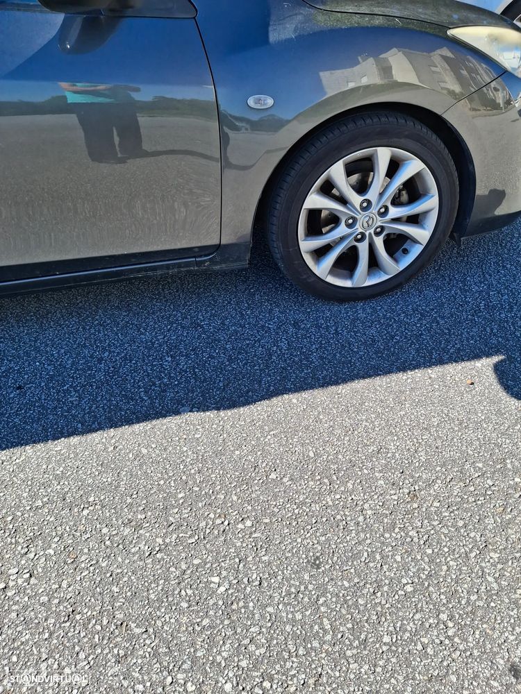 Mazda 3 Hatchback MZ-CD 1.6 Sport - 2