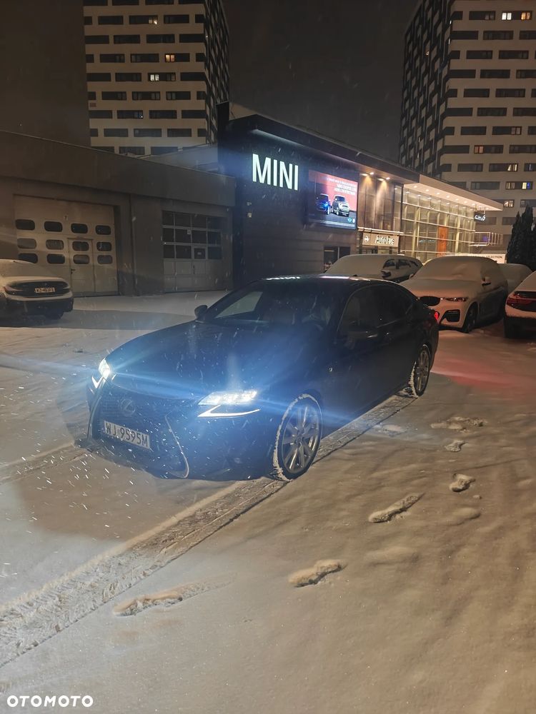 Lexus GS 450h Prestige - 36