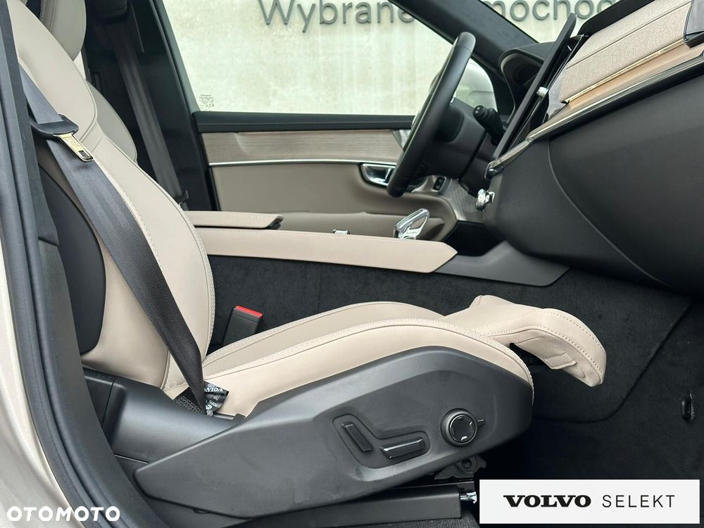 Volvo XC 90 - 41