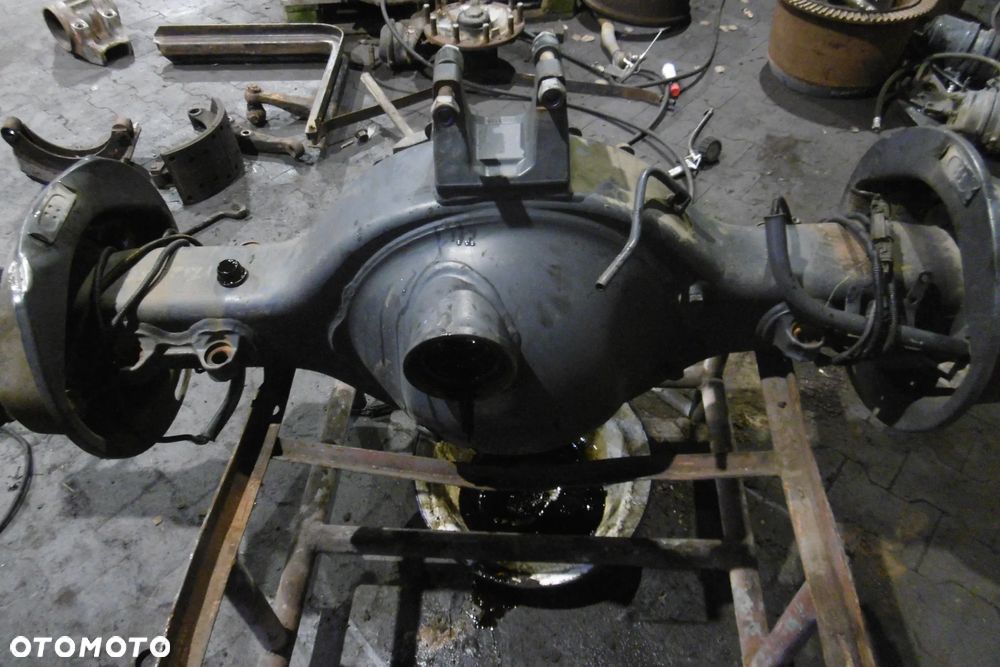 Obudowa mostu Scania R 6x4 8x4 tylny most - 3