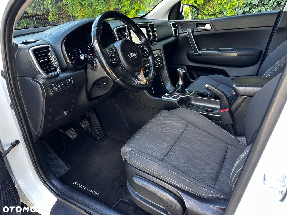 Kia Sportage 1.6 GDI 2WD ISG Dream-Team Edition - 22