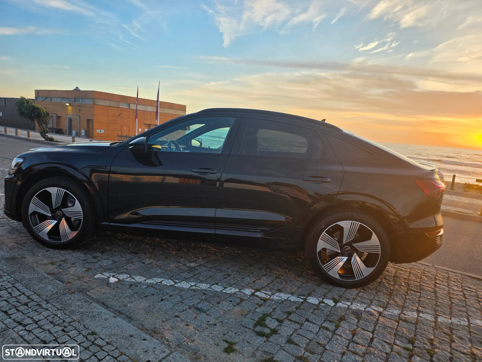 Audi Q8 e-Tron Sportback 50 quattro S line - 30