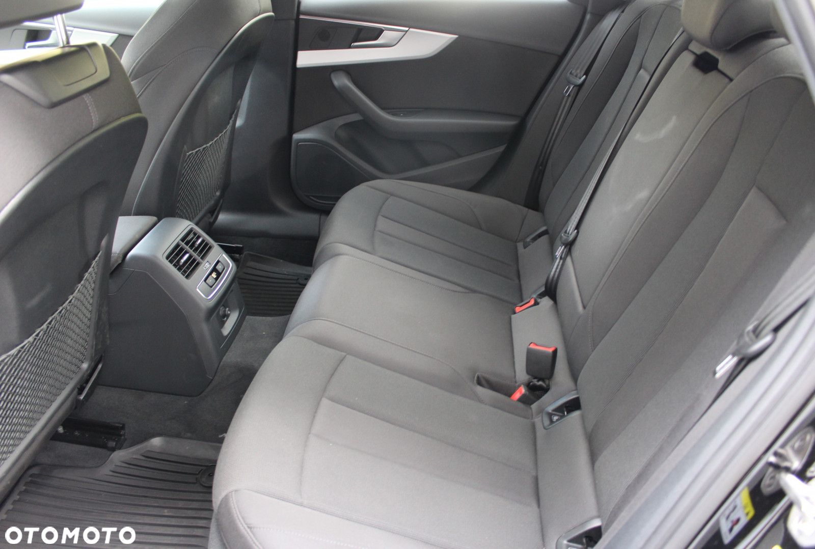 Audi A4 - 12