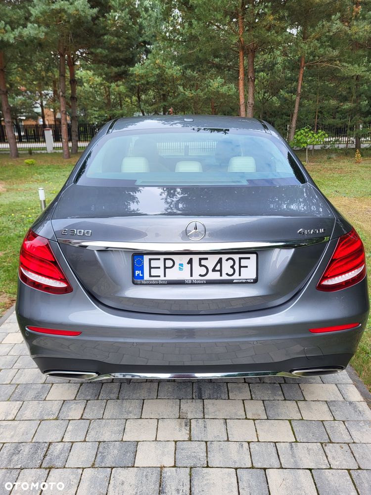 Mercedes-Benz Klasa E - 6