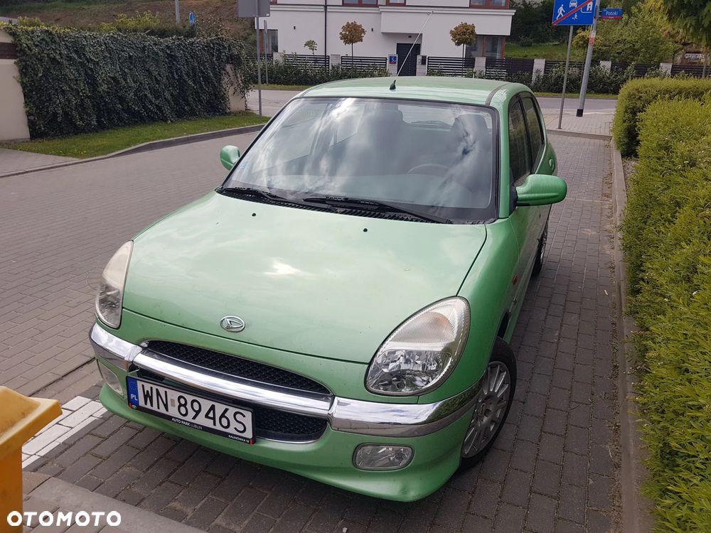 Daihatsu Sirion - 5