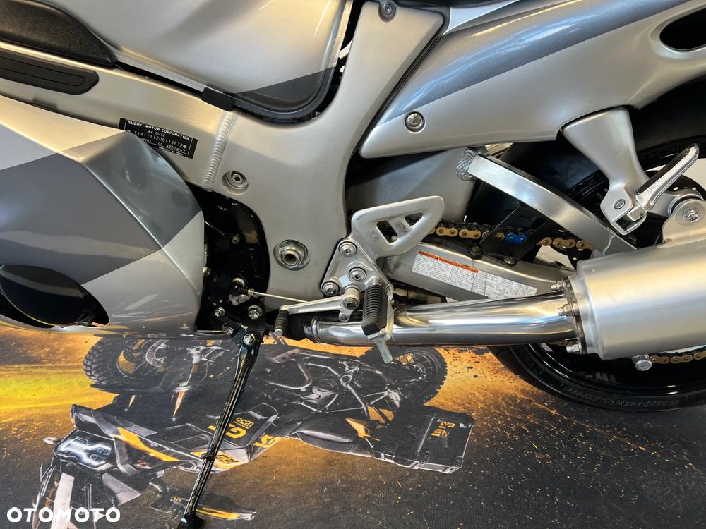 Suzuki GSX - 14