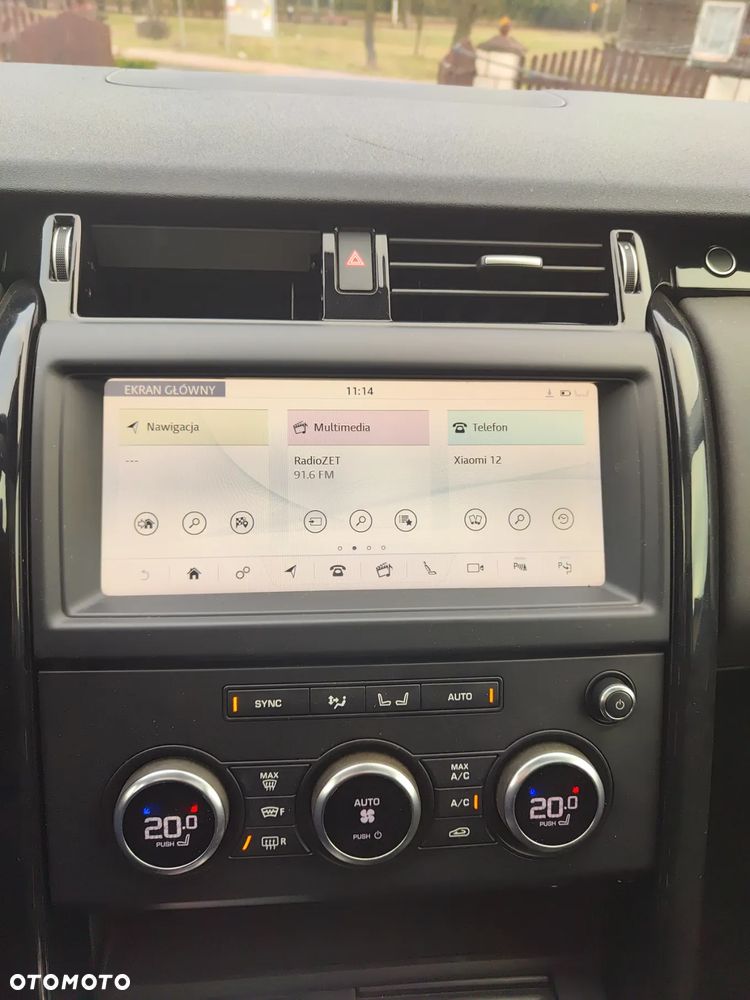 Land Rover Discovery 3.0 SDV6 SE - 11