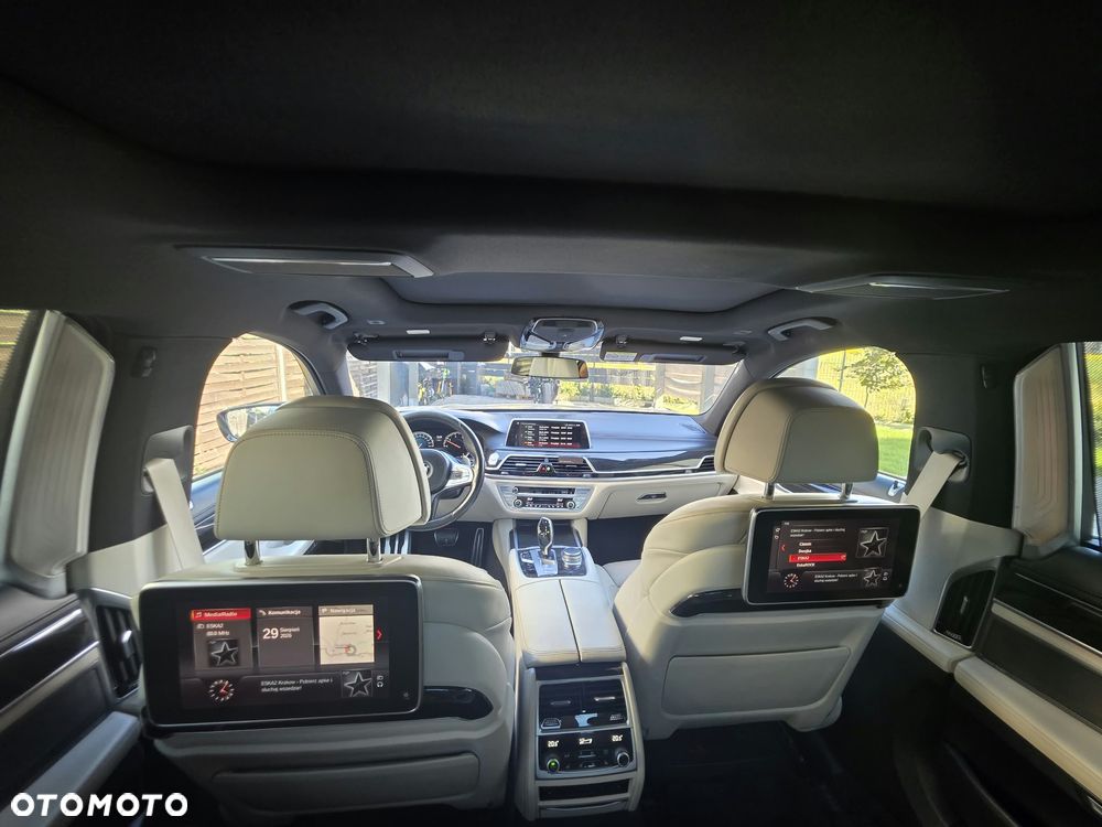 BMW Seria 7 - 27