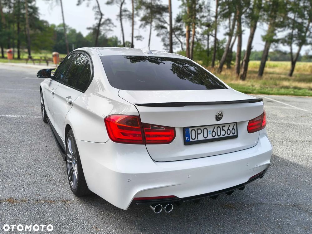 BMW Seria 3 335d xDrive Edition M Sport Shadow - 15