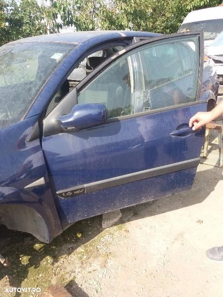 Dezmembram Renault Megane 2 1.6,16V - 2