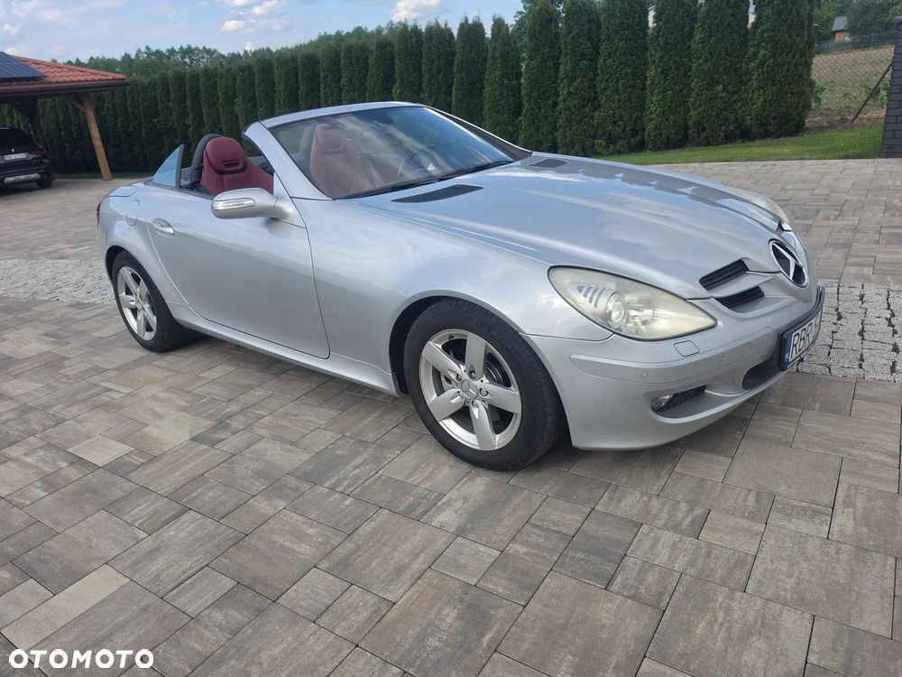 Mercedes-Benz SLK 300 Sport Edition - 9
