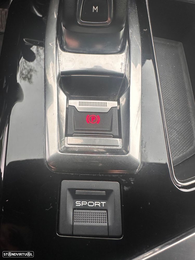 Peugeot 5008 1.5 BlueHDi Allure Pack EAT8 - 22