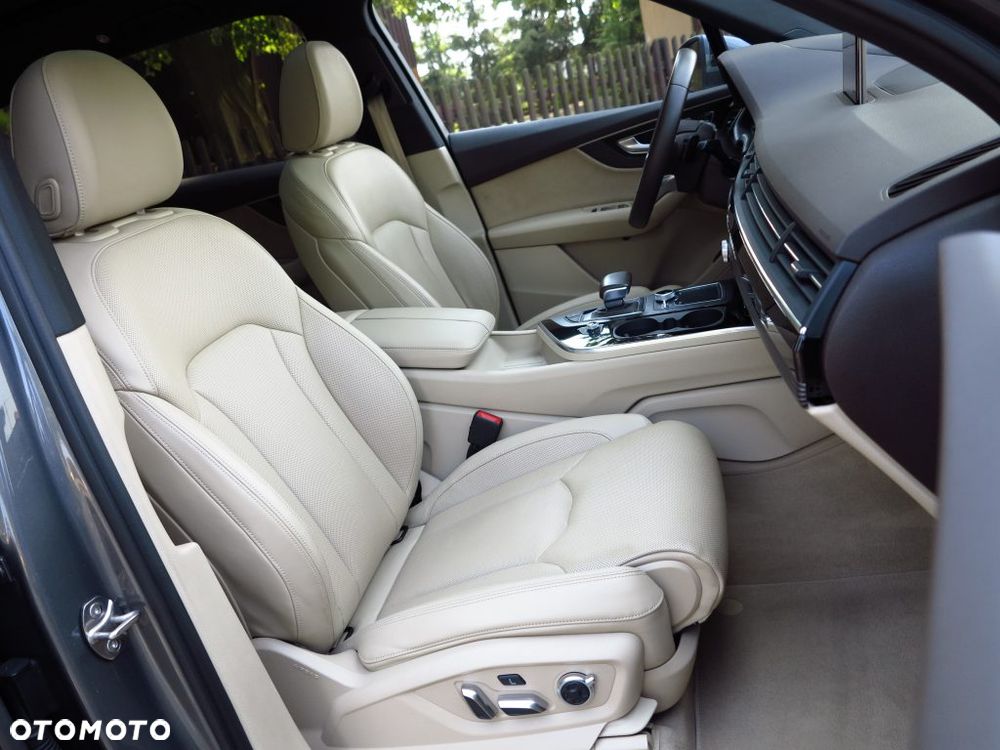 Audi Q7 - 18