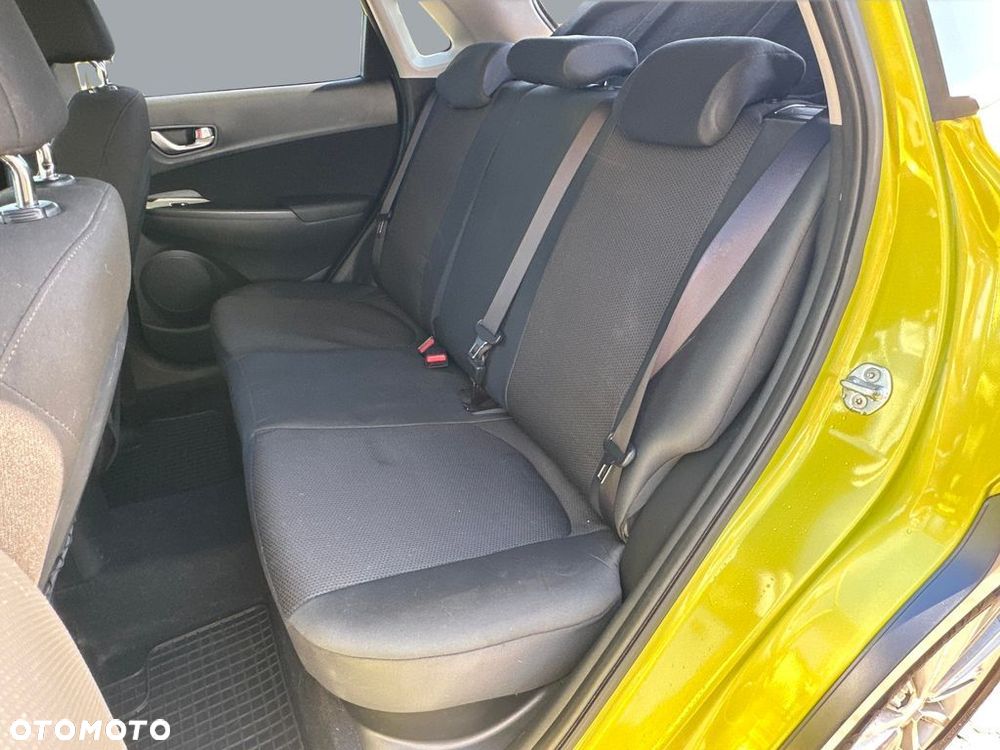 Hyundai Kona - 25