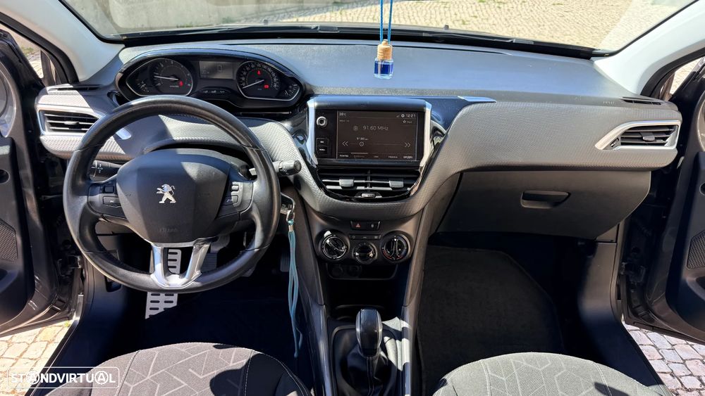 Peugeot 2008 1.6 BlueHDi Style - 20