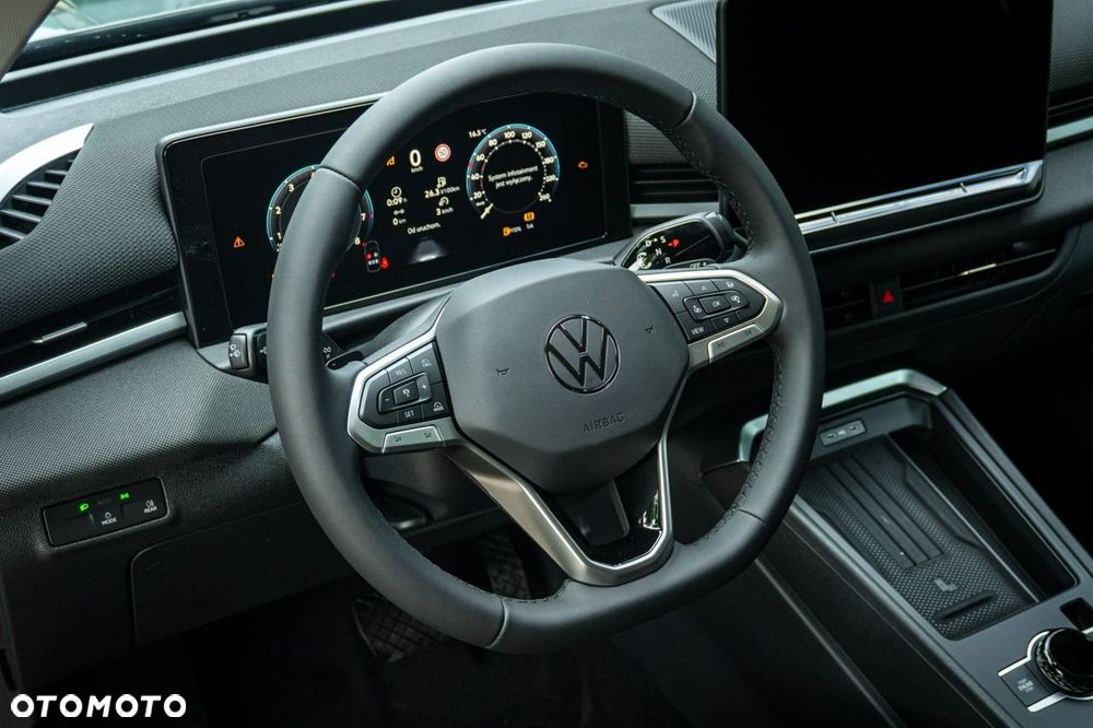 Volkswagen T-Roc - 16