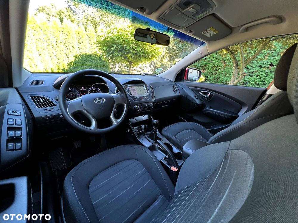 Hyundai ix35 1.6 2WD Fifa World Cup Edition - 27