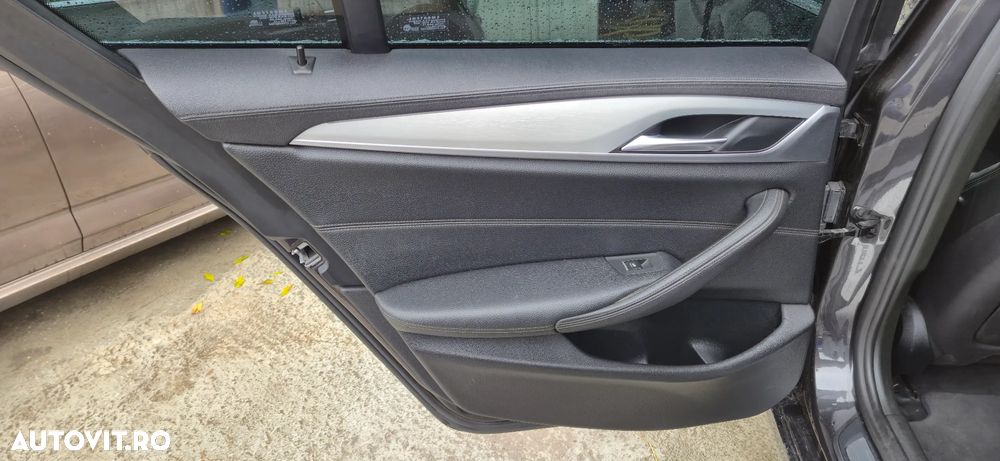 BMW Seria 5 530d Aut. Luxury Line - 15