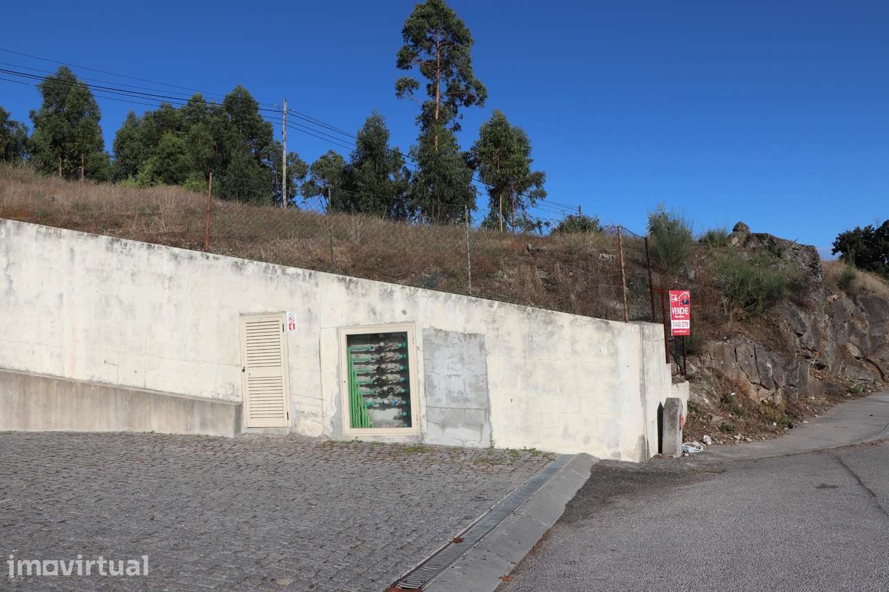 Terreno  Venda em Lustosa e Barrosas (Santo Estêvão),Lousada - Grande imagem: 4/14