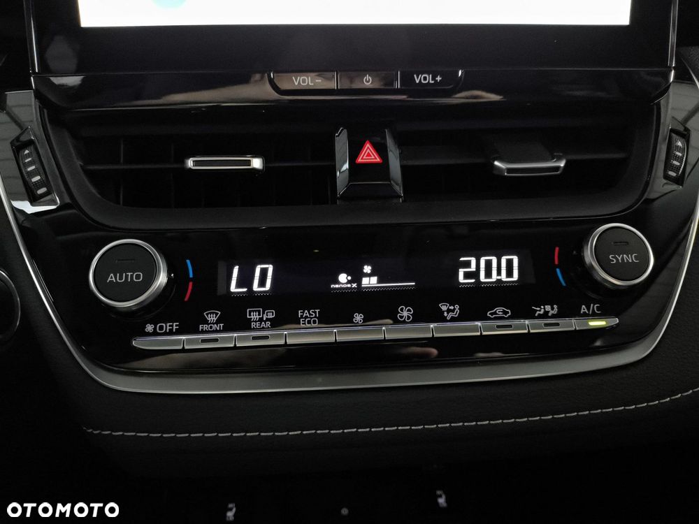 Toyota Corolla 1.8 Hybrid Style - 25