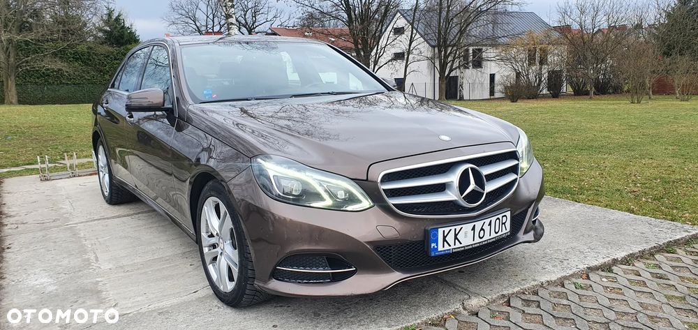 Mercedes-Benz Klasa E 220 CDI BlueEff Avantgarde - 1