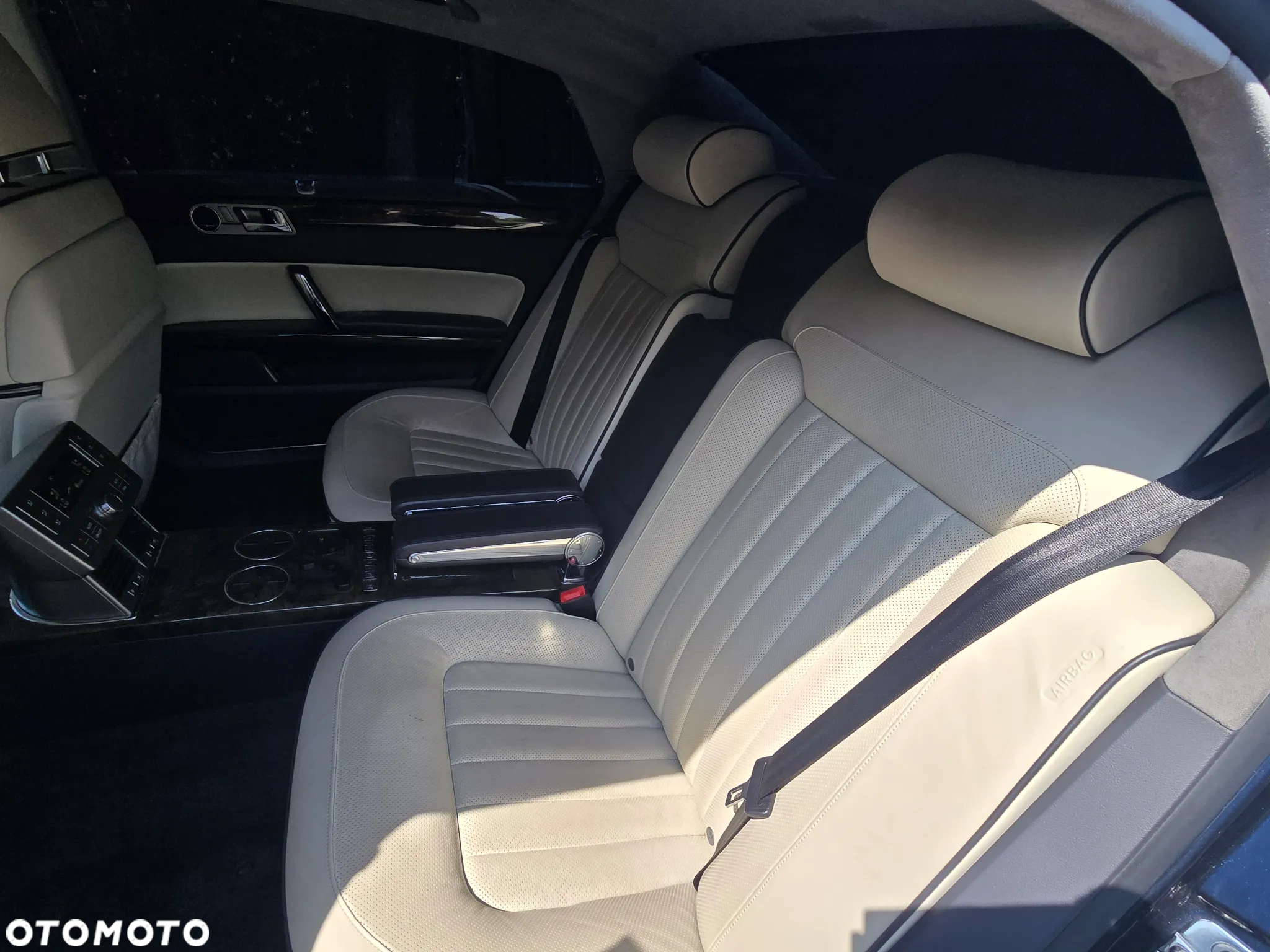 Volkswagen Phaeton 3.0 V6 TDI DPF 4MOTION Automatik (4 Sitzer) - 29