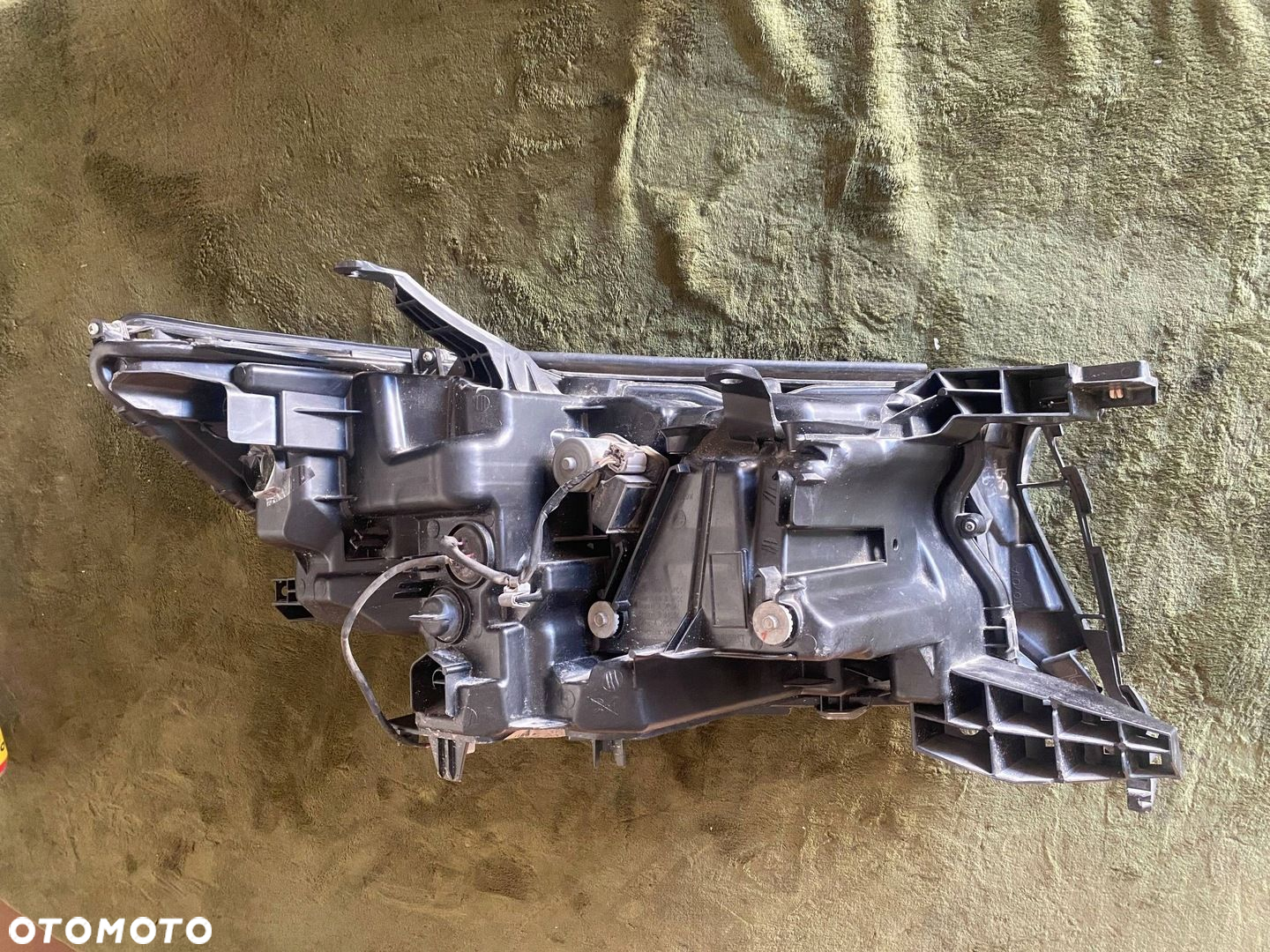 Komplet lamp Toyota Land Cruiser 150 lampa prawa i lewa - 8