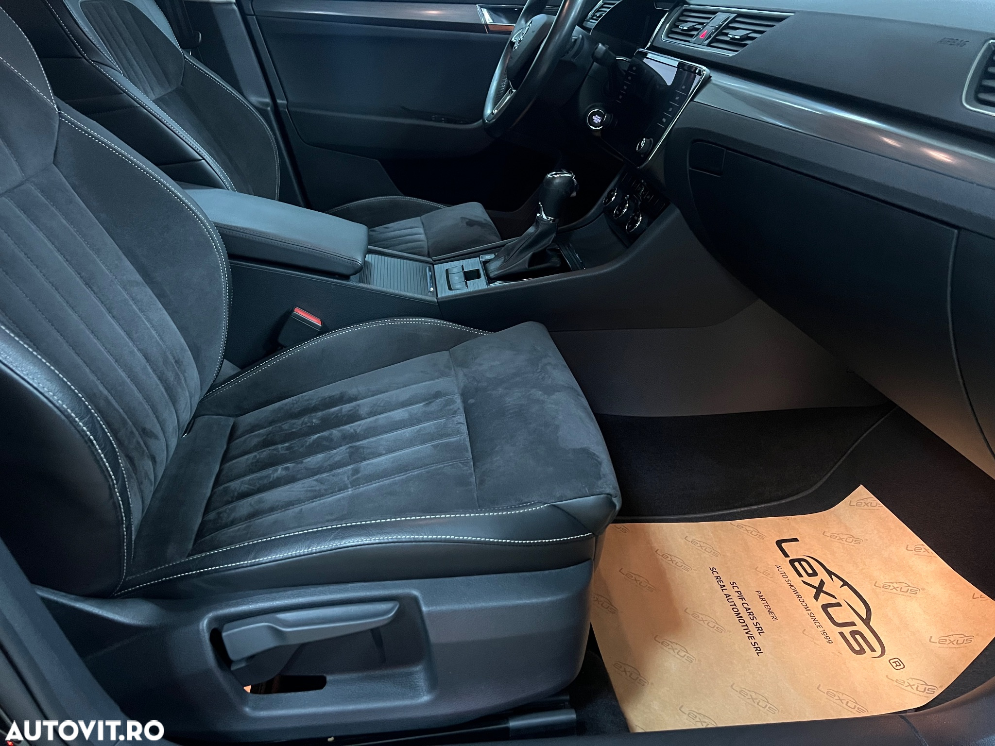 Skoda Superb Combi 1.4 TSI PHEV Style - 4