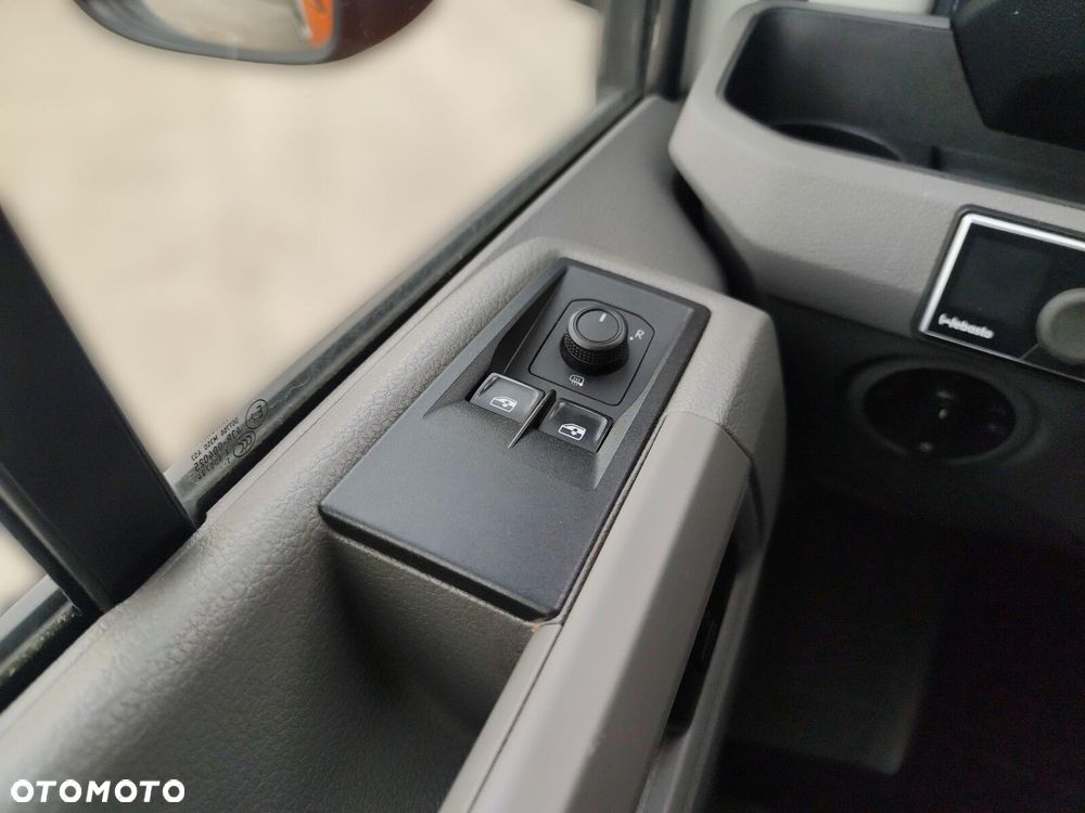 Volkswagen Crafter 35 Podwójna kabina - 15