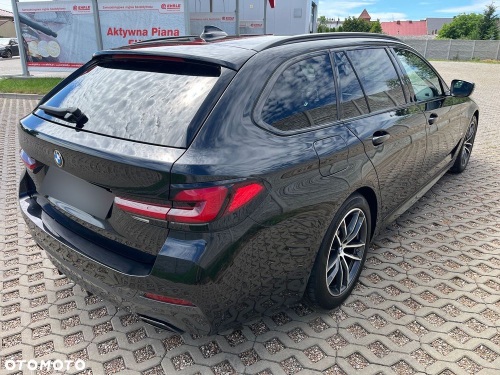 BMW Seria 5 520d M Sport Edition - 4