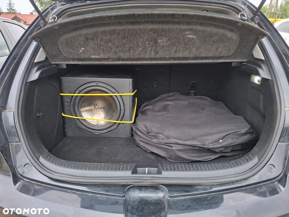 Mazda 3 2.0 Active + - 14