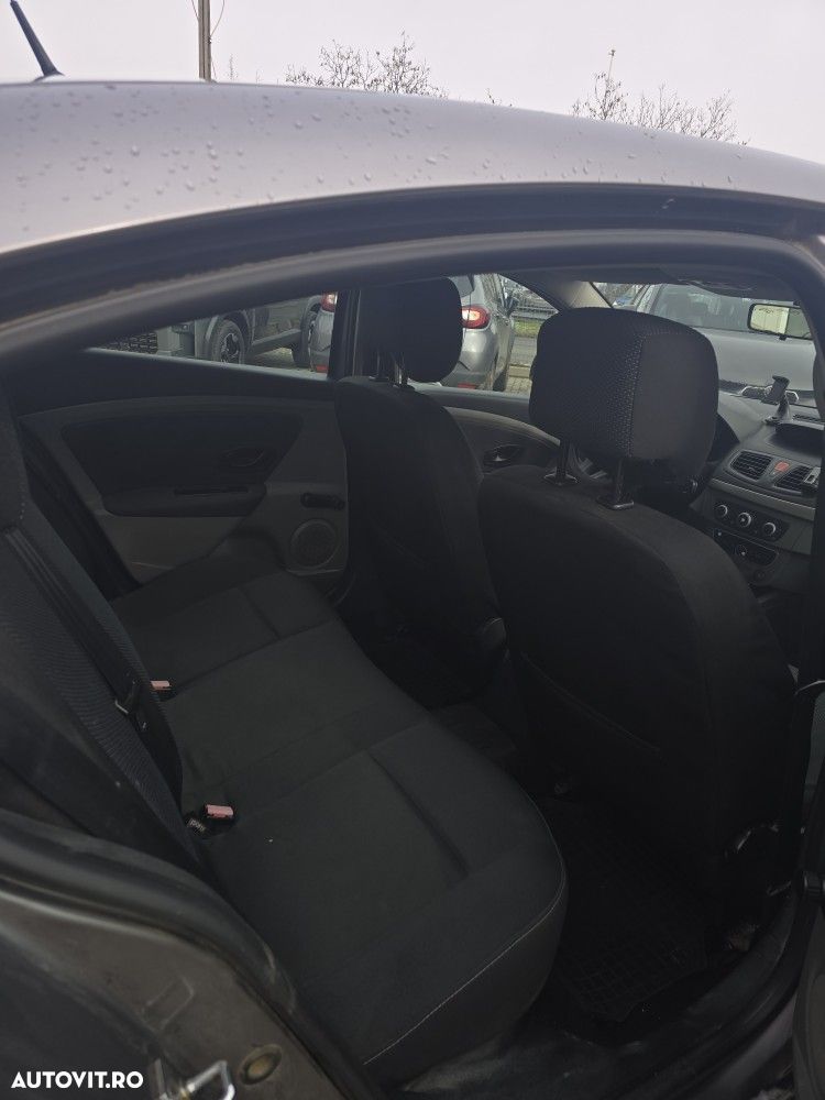 Renault Fluence 1.6 16V Authentique - 21