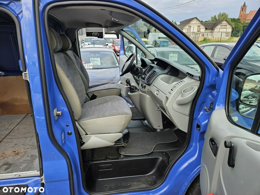 Renault Trafic - 9