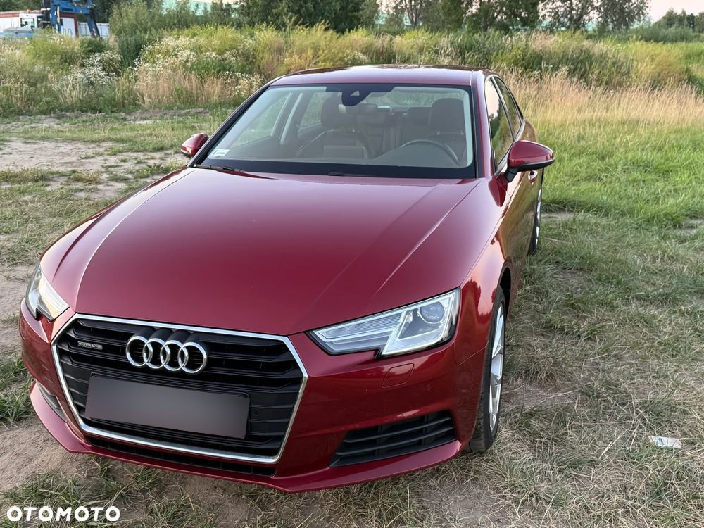 Audi A4 - 1
