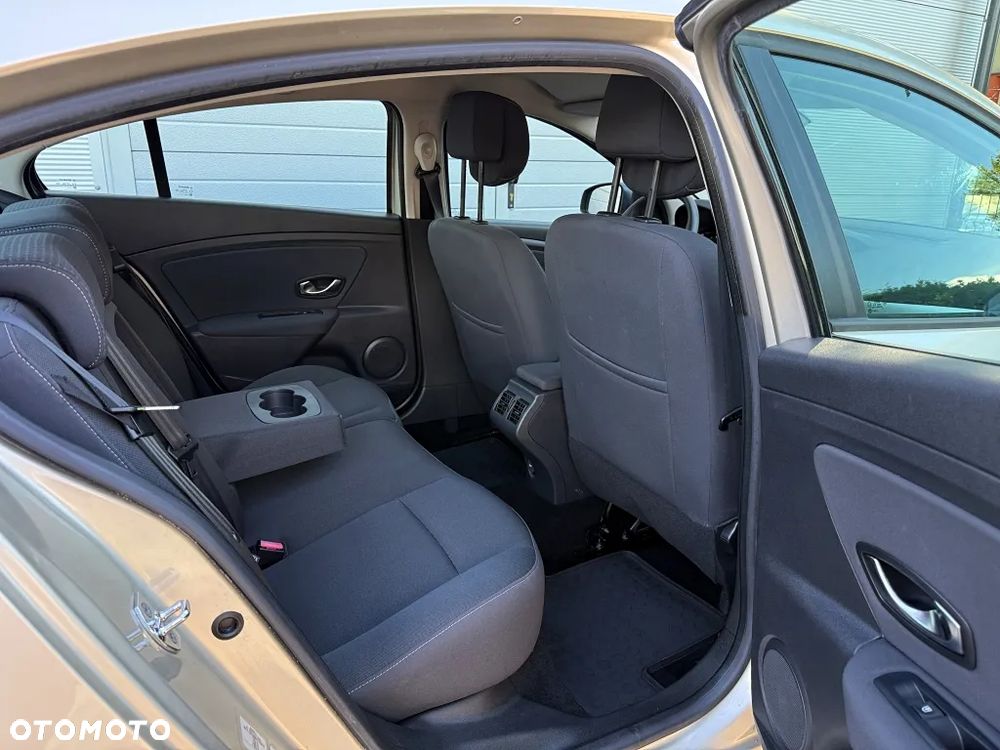 Renault Fluence - 10