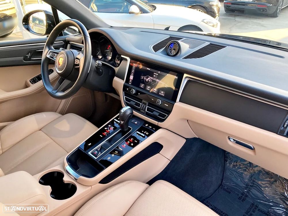 Porsche Macan Standard - 35