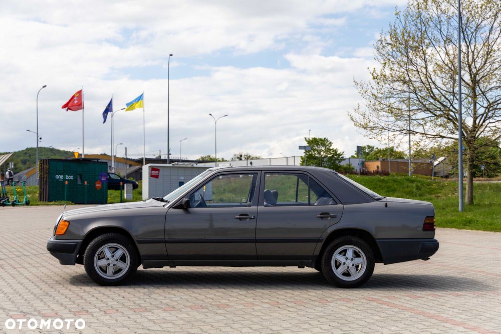Mercedes-Benz W124 (1984-1993) - 9
