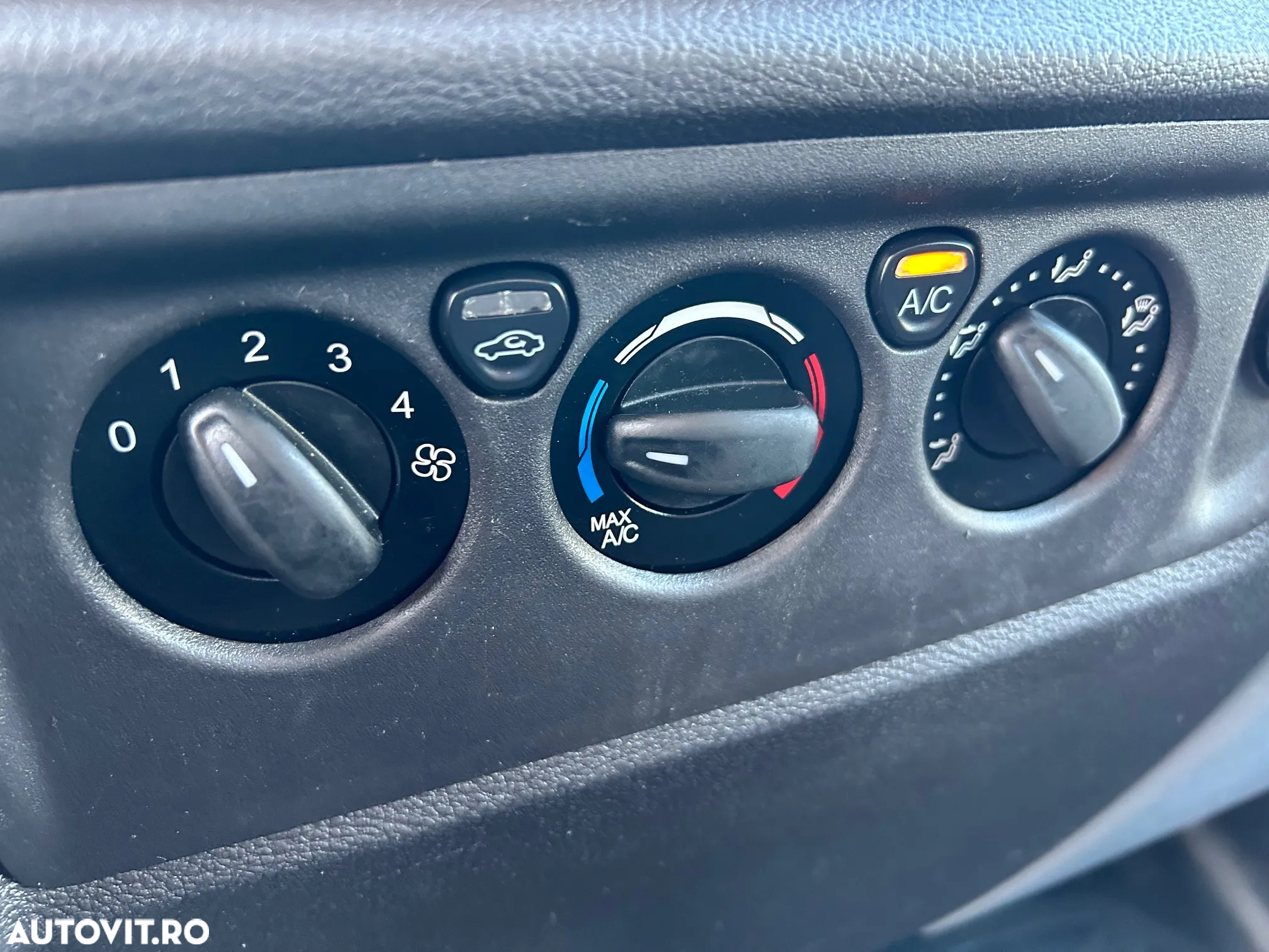 Ford Transit - 13