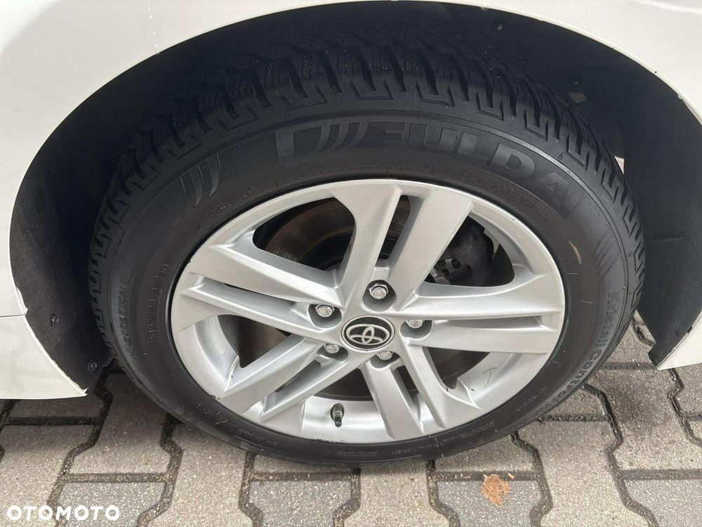 Toyota Corolla 1.8 Hybrid Comfort - 32