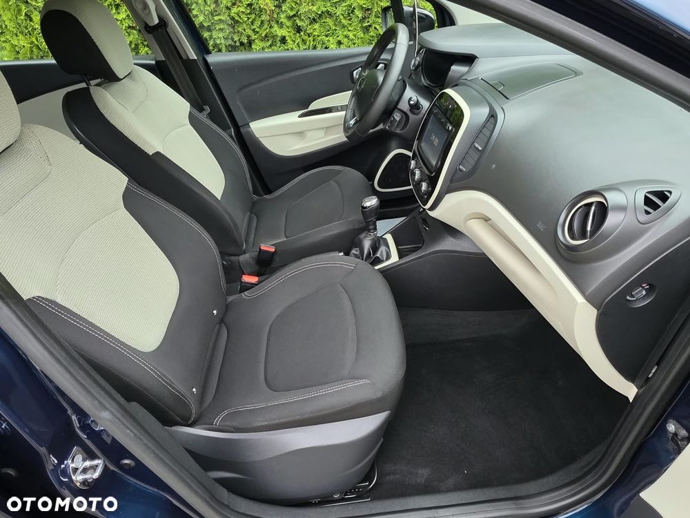 Renault Captur - 21