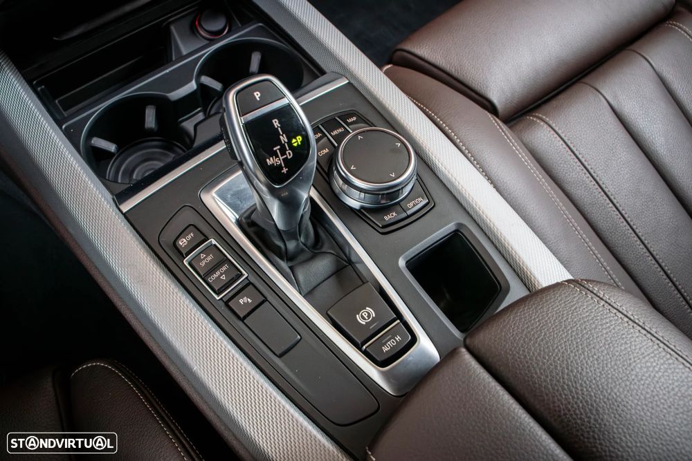 BMW X5 25 d xDrive Pack M - 28