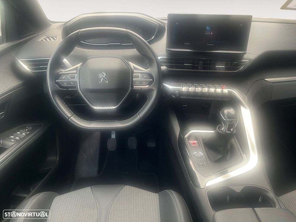 Peugeot 5008 1.2 PureTech Allure Pack — fotografia 11
