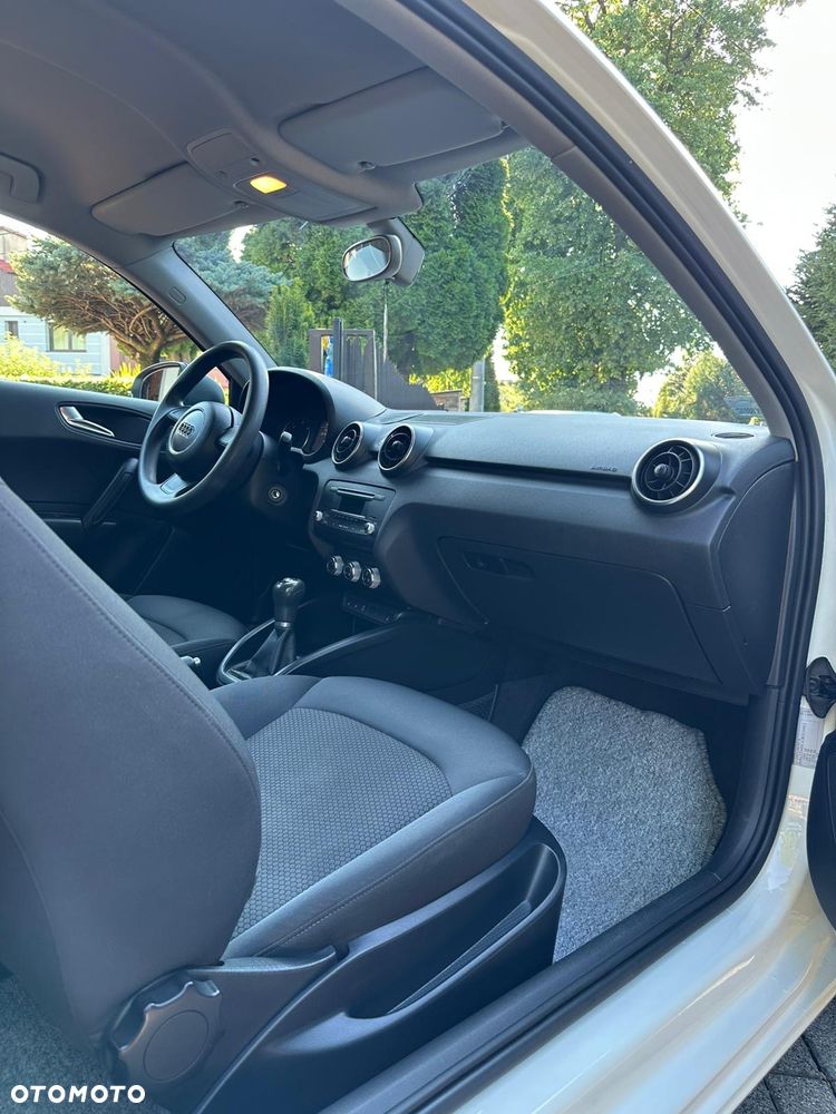 Audi A1 1.6 TDI Ambition - 17