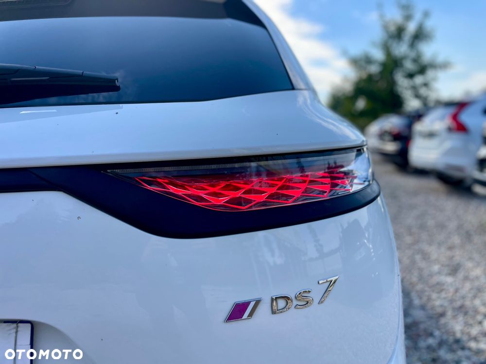 DS Automobiles DS 7 Crossback - 32