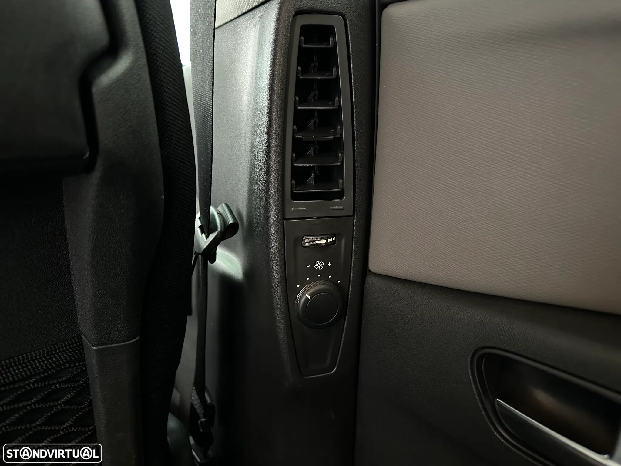 Citroën C4 Grand Picasso 1.6 BlueHDi Shine - 27