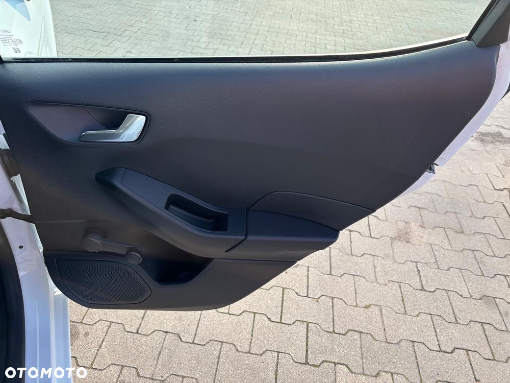 Ford Fiesta 1.1 Connected ASS - 33