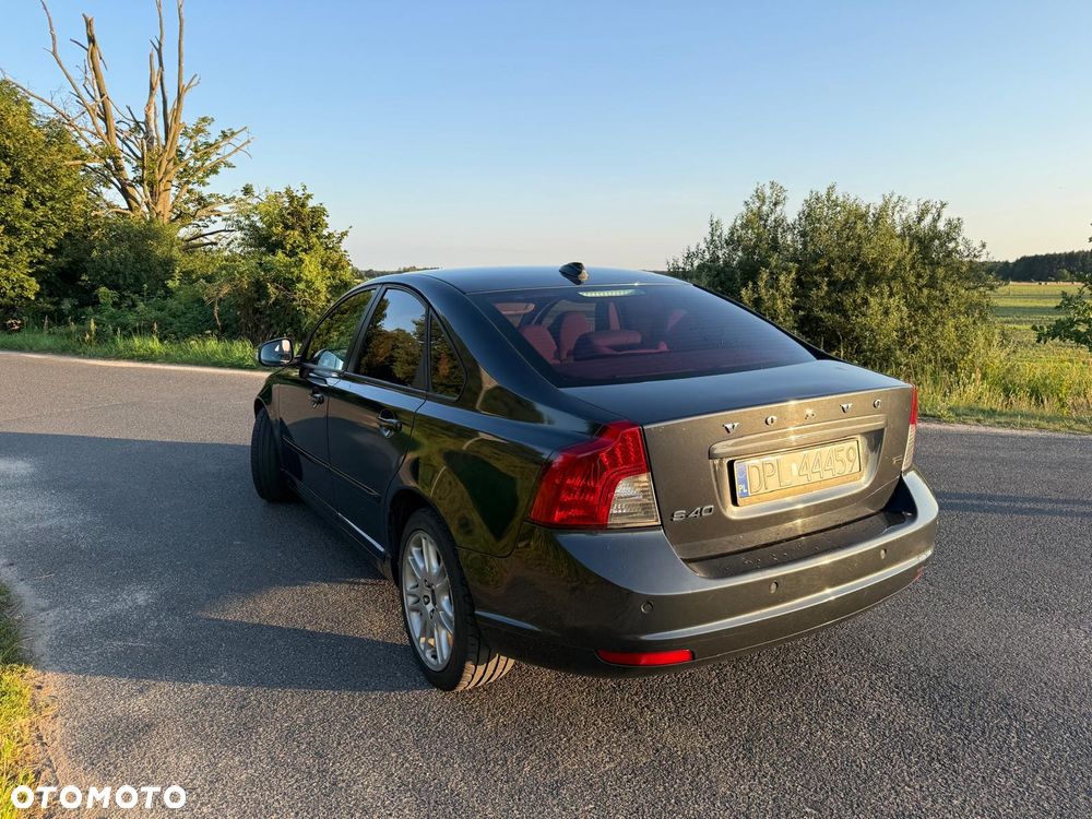 Volvo S40 2.0D Momentum - 13