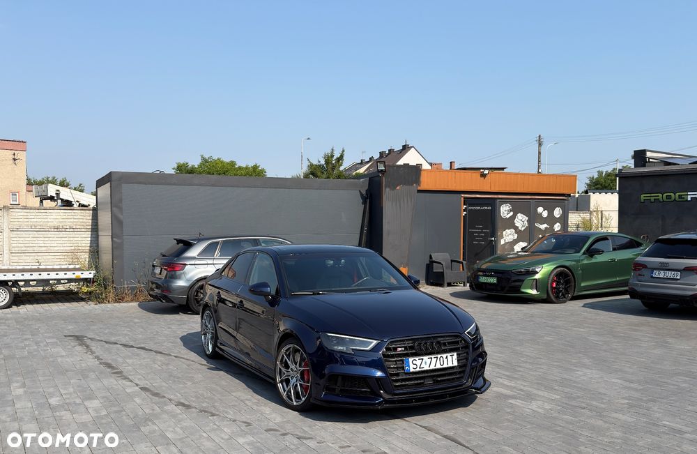 Audi S3 S tronic - 17