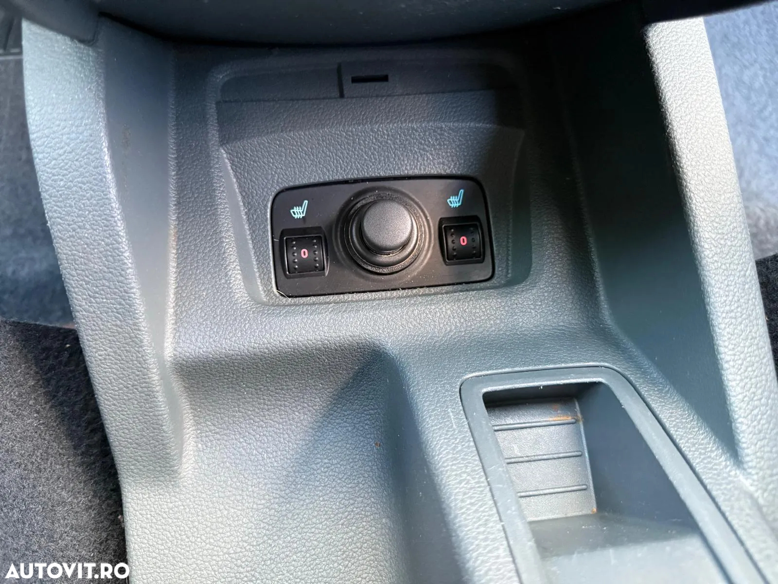 Ford C-Max - 12
