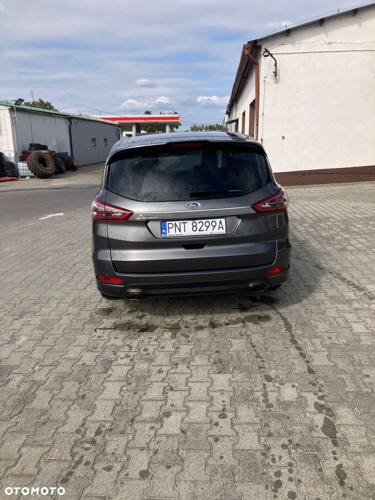Ford S-Max - 4